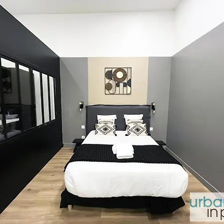 Urban Flat 05 - Spacious 1 Bedroom Parisian Flat Apartment Paris