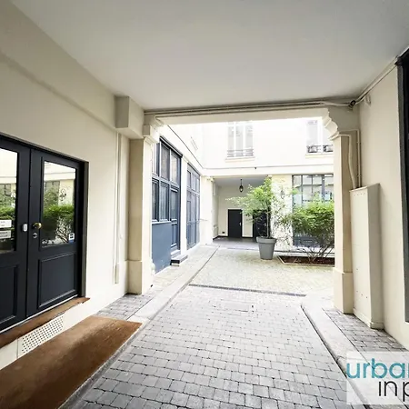 Urban Flat 05 - Spacious 1 Bedroom Parisian Flat Apartment Paris