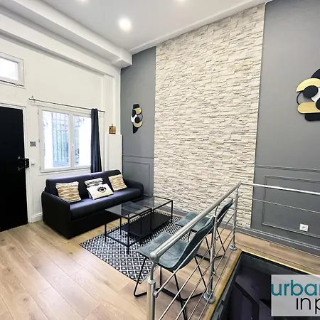 Urban Flat 05 - Spacious 1 Bedroom Parisian Flat Apartment Paris