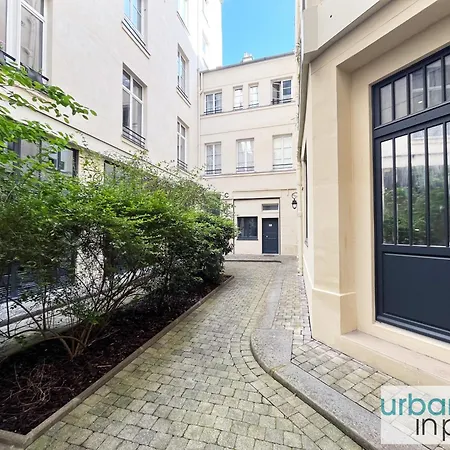 Urban Flat 05 - Spacious 1 Bedroom Parisian Flat Apartment Paris